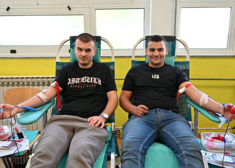 Učenici Srednje strukovne škole Široki Brijeg darovali 29 doza krvi