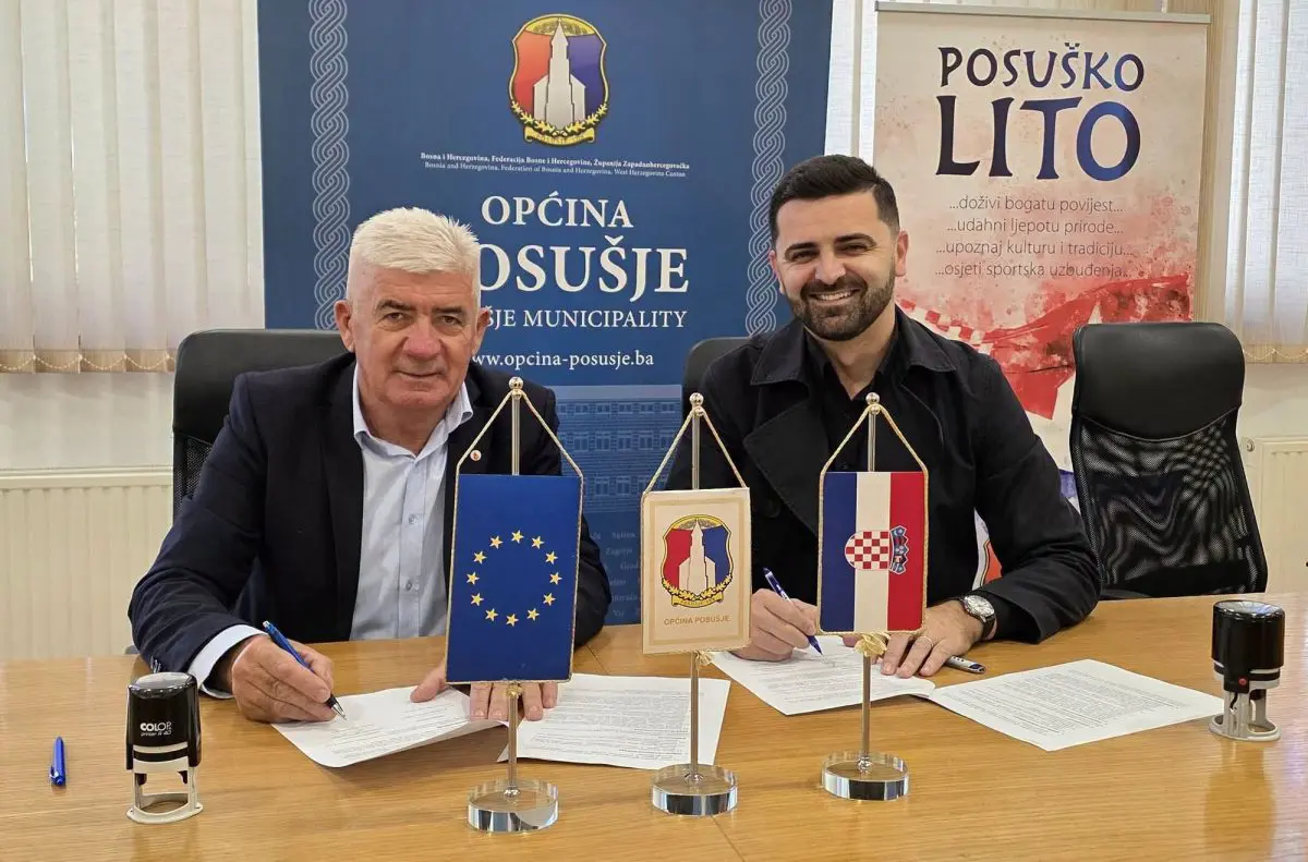 „Srce Posušja“ ulazi u drugu fazu: Za kućnu njegu osigurano više od 170 tisuća KM „Srce Posušja“ ulazi u drugu fazu: Za kućnu njegu osigurano više od 170 tisuća KM