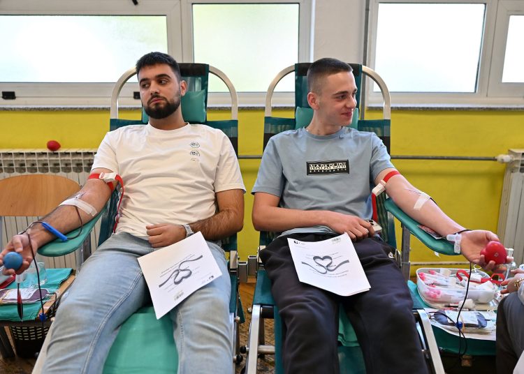 Učenici Srednje strukovne škole Široki Brijeg darovali 29 doza krvi
