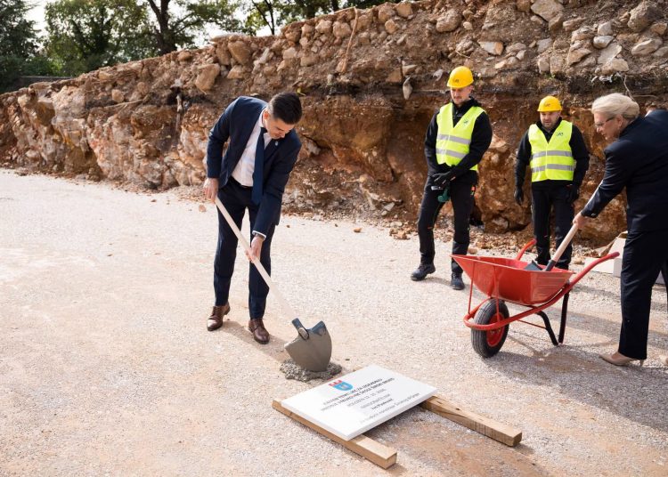 Položen kamen temeljac za zgradu Srednje strukovne škole Široki Brijeg
