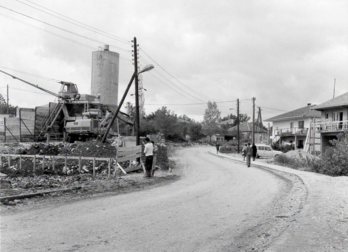 Ovako je Široki Brijeg izgledao 1979. godine: Pogledajte ulicu prema Oklajima i Borku Ovako je Široki Brijeg izgledao 1979. godine: Pogledajte ulicu prema Oklajima i Borku