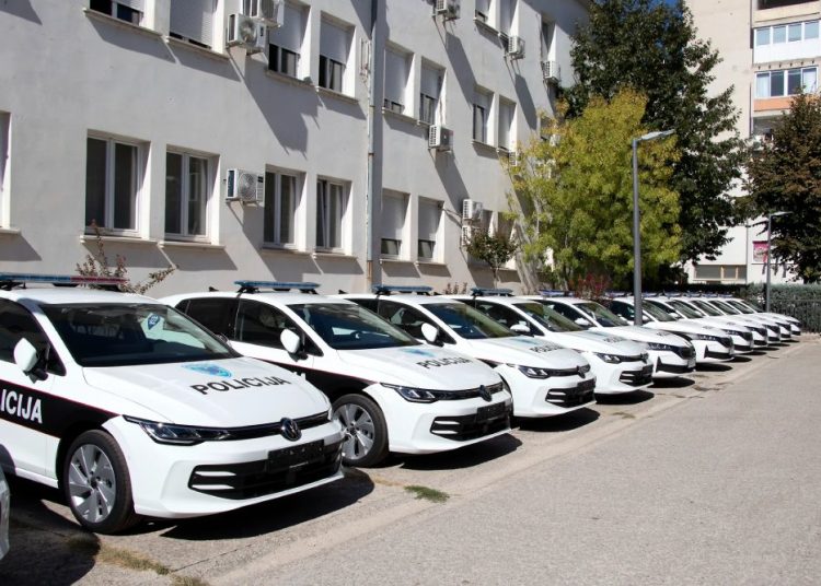 MUP-u HNŽ-a isporučeno 25 novih policijskih vozila za potrebe svih policijskih uprava