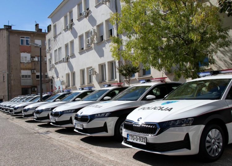 MUP-u HNŽ-a isporučeno 25 novih policijskih vozila za potrebe svih policijskih uprava