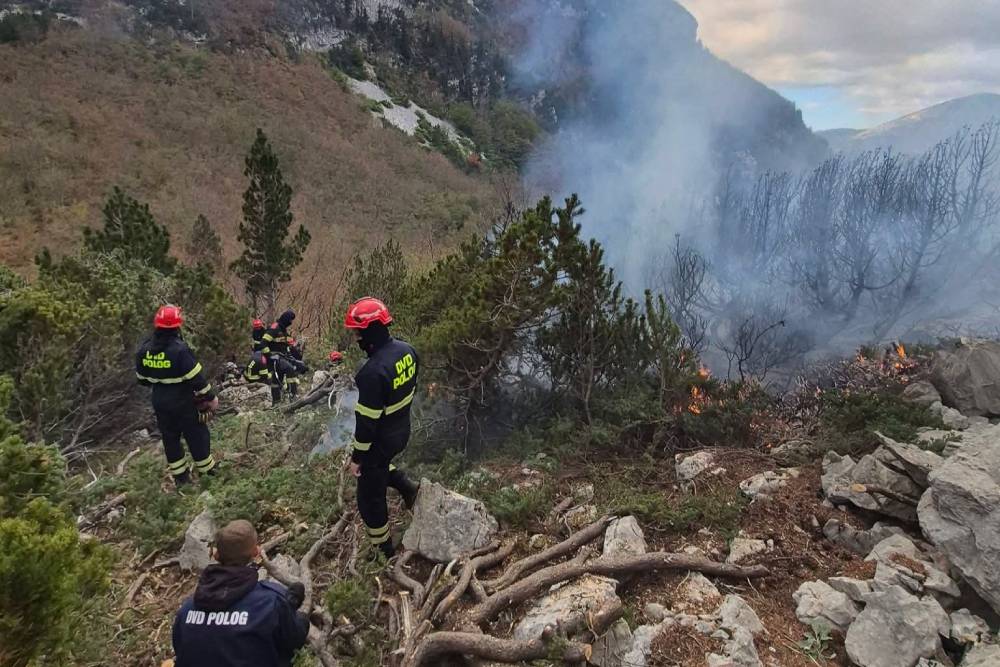 Požar na Čvrsnici aktivan deseti dan: Vatra se širi, teren otežava gašenje