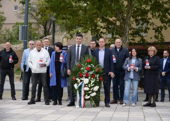 Široki Brijeg: Odana počast poginulim braniteljima i civilima uoči Svih svetih i Dušnog dana