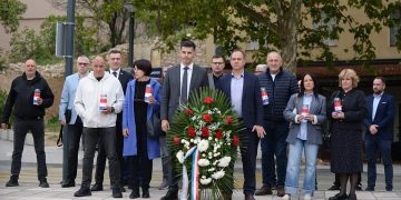 Široki Brijeg: Odana počast poginulim braniteljima i civilima uoči Svih svetih i Dušnog dana