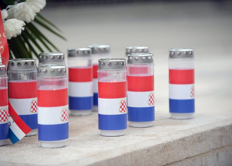 Široki Brijeg: Odana počast poginulim braniteljima i civilima uoči Svih svetih i Dušnog dana
