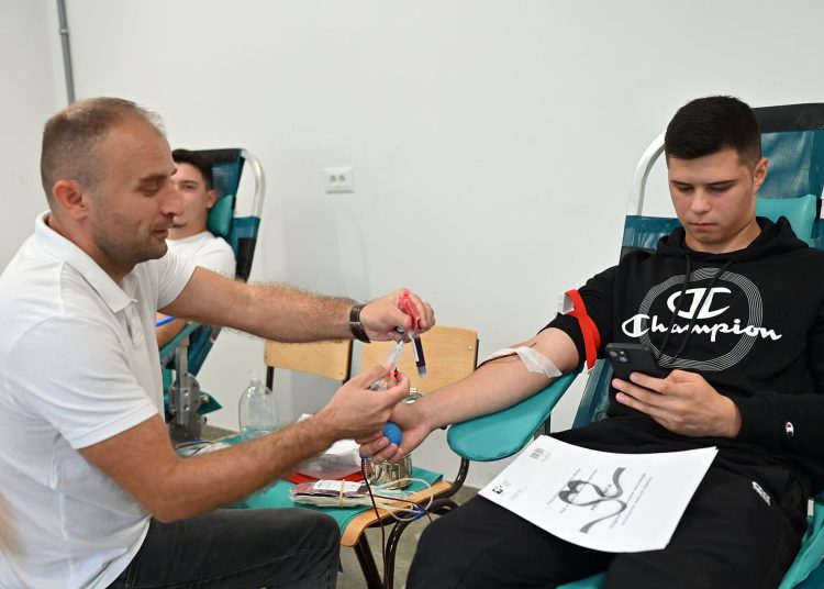 Ljubuški: Srednjoškolci darovali 51 dozu krvi