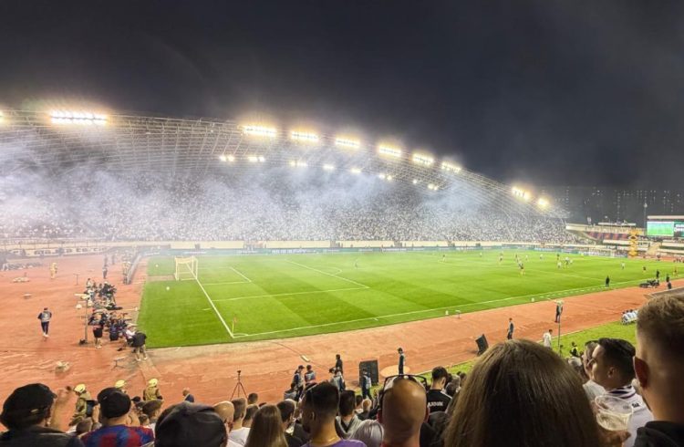 UEFA kaznila HNK Hajduk novčano i zatvaranjem stadiona
