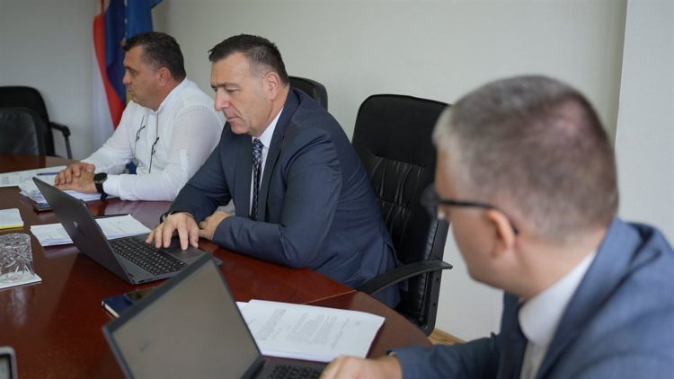 Vlada ŽZH održala sjednicu u Širokom Brijegu, evo što je sve bilo na dnevnom redu