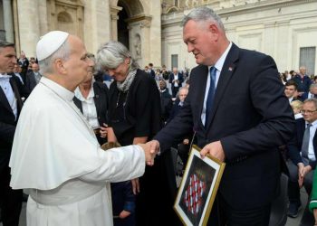 Predsjednik Vlade HBŽ susreo se s papom Lavom