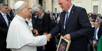 Predsjednik Vlade HBŽ susreo se s papom Lavom